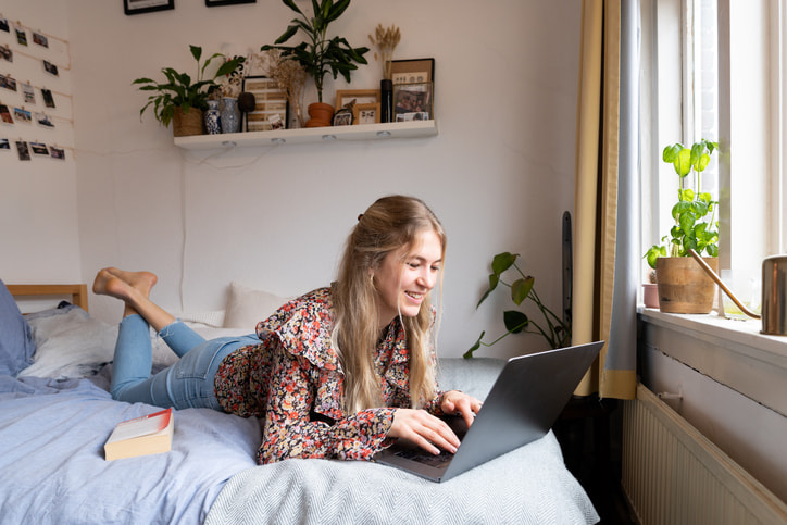 Online car and home insurance with Onlia