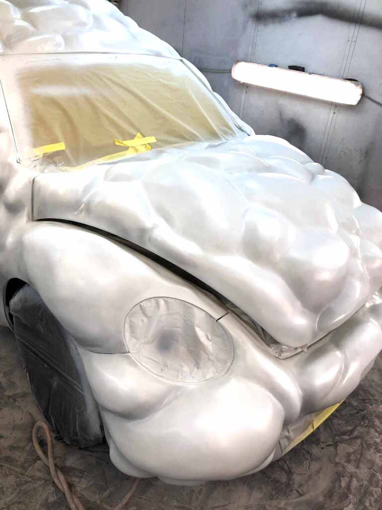 Onlia cloud car being built